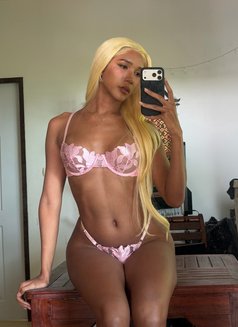 Your dream island girl - Transsexual escort in Phuket Photo 28 of 29
