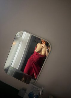 Your Dubai Girl (Alley) - Acompañante in Dubai Photo 7 of 9