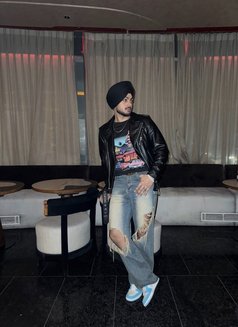 Your Guy - Male escort in Kolkata Photo 1 of 4