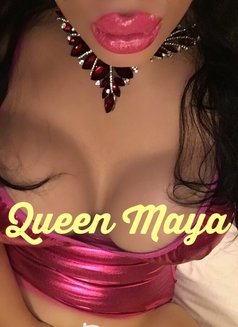 Dubai Queen MAYA - Transsexual escort in Dubai Photo 10 of 16
