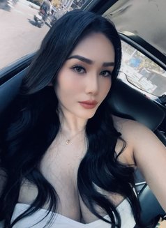 Your Living Fantasy - Transsexual escort in Makati City Photo 1 of 7
