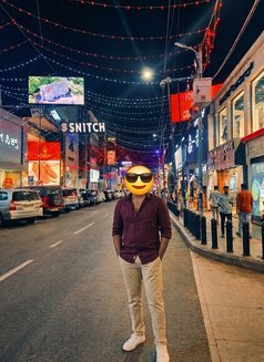 Your Mature, Discreet Companion - Male escort in Bangalore Photo 4 of 4