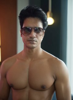 YOUR MIDNIGHT LOVER - Acompañantes masculino in Kolkata Photo 13 of 13
