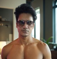YOUR MIDNIGHT LOVER & SENSUAL COMPANION - Acompañantes masculino in Kolkata