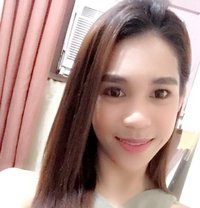 Hard Top Fully Functional - Transsexual escort in Manila