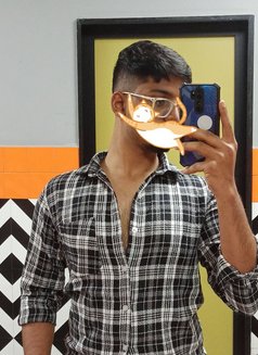 Manuj - Acompañantes masculino in Bangalore Photo 4 of 4