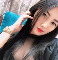 REAL & INDEPENDENT - escort in Singapore Photo 3 of 7