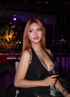 Your newest & cutest baby girl escort - puta in Manila Photo 5 of 26