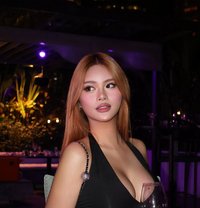 Your newest & cutest baby girl escort - puta in Kuala Lumpur