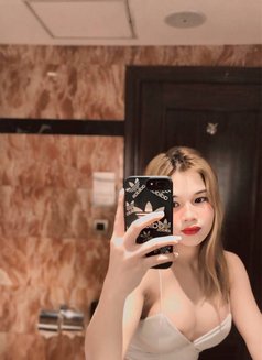 THE BEST MODEL ZAMARA - Transsexual escort in Manila Photo 10 of 19