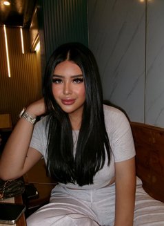 your newest obsession - Transsexual escort in Makati City Photo 27 of 28