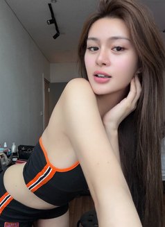 Your newest & prettiest baby girl escort - escort in Manila Photo 24 of 27