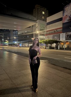 Your Newest Sexy Pornstar - puta in Kuala Lumpur Photo 5 of 19