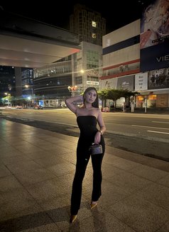 Your Newest Sexy Pornstar - puta in Kuala Lumpur Photo 3 of 19