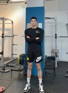 Your Perfect Gentleman. - Male escort in Singapore Photo 4 of 6