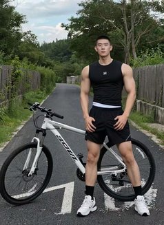 Your Perfect Gentleman. - Male escort in Singapore Photo 5 of 6