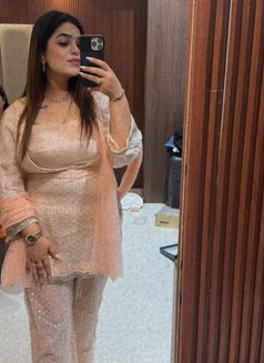 Your Premium Webcam & Meet Experience - puta in Bangalore Photo 4 of 5