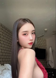 Your Princess kim 🤍 - Transsexual escort in Taipei Photo 19 of 20