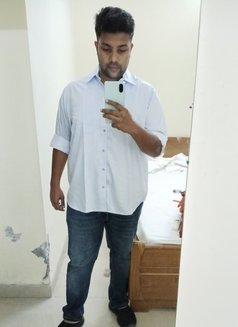 Your Private Gentleman - Acompañantes masculino in Noida Photo 6 of 6