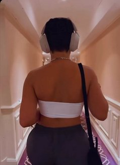Your Queen شام - Acompañantes transexual in Dubai Photo 5 of 7