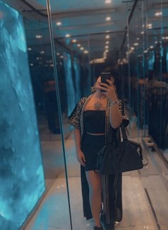 Your Queen شام - Acompañantes transexual in Dubai Photo 6 of 7