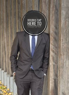 Your Secret Gentleman in Colombo - Male escort in Colombo Photo 2 of 5