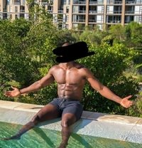 Adele - Male escort in Dubai