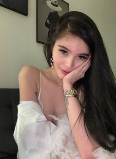 Your sex & gfe fantasy - puta in Dubai Photo 6 of 8