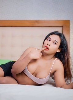 Your Shemale baby back in your city - Transsexual escort in Mumbai Photo 3 of 15