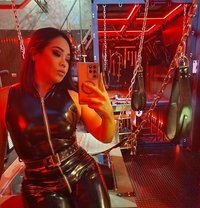 Big cock(MistressRegina)w/poppers - Acompañantes transexual in Hong Kong Photo 26 of 26
