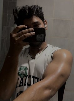 Sub or dom - Male escort in Kanpur Photo 5 of 6