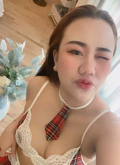 Your Sweet Cherries From Thailand 🇹🇭 - puta in Abu Dhabi Photo 3 of 7