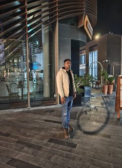 Your Thunder - Acompañantes masculino in Dubai Photo 2 of 3