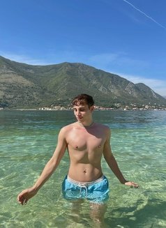 Your Twink Edward Gay Escort - Acompañantes masculino in İstanbul Photo 5 of 26
