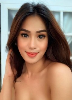 YOUR ULTIMATE GIRLFRIEND EXPERIENCE - Transsexual escort in Manila Photo 23 of 29