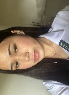 Yourbabyyuri - Transsexual escort in Manila Photo 6 of 8