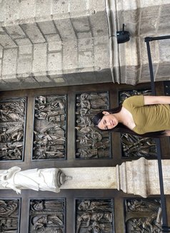 Yourbabyyuri - Transsexual escort in Manila Photo 8 of 8