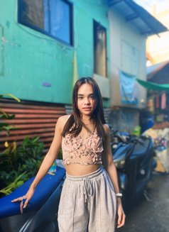 Yourfavorite Hoely - escort in Manila Photo 20 of 26