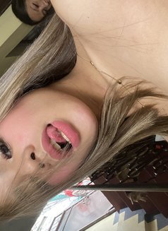 Yourfavorite Hoely - escort in Manila Photo 25 of 26