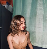 Yourfavorite Hoely - puta in Manila