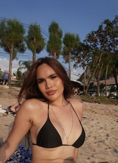 Versa Dreamy Lady Boy - Transsexual escort in Dubai Photo 5 of 6