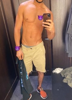 YourPrince🤴 - Male escort in Dubai Photo 6 of 9