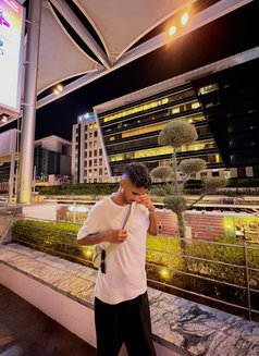 Yours Truly - Acompañantes masculino in New Delhi Photo 1 of 1