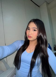 Yoursexybabygirl - Transsexual escort in Makati City Photo 8 of 8