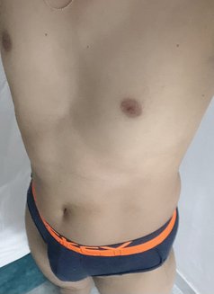 YourToby - Male escort in Madinah Photo 3 of 3