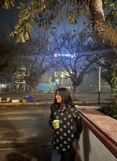 Yourvani - Transsexual escort in Bangalore Photo 6 of 9