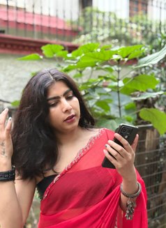 Yourvani - Transsexual escort in Bangalore Photo 7 of 9