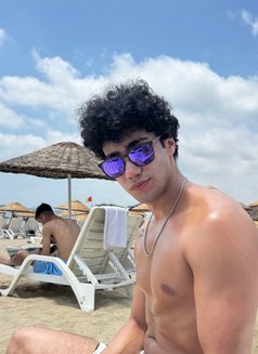Yousef - Male escort in İstanbul Photo 11 of 11