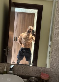Yousef Massage π»ββοΈ - masseur in Dubai Photo 8 of 17
