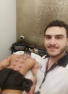 Youssef - masseur in Abu Dhabi Photo 6 of 7